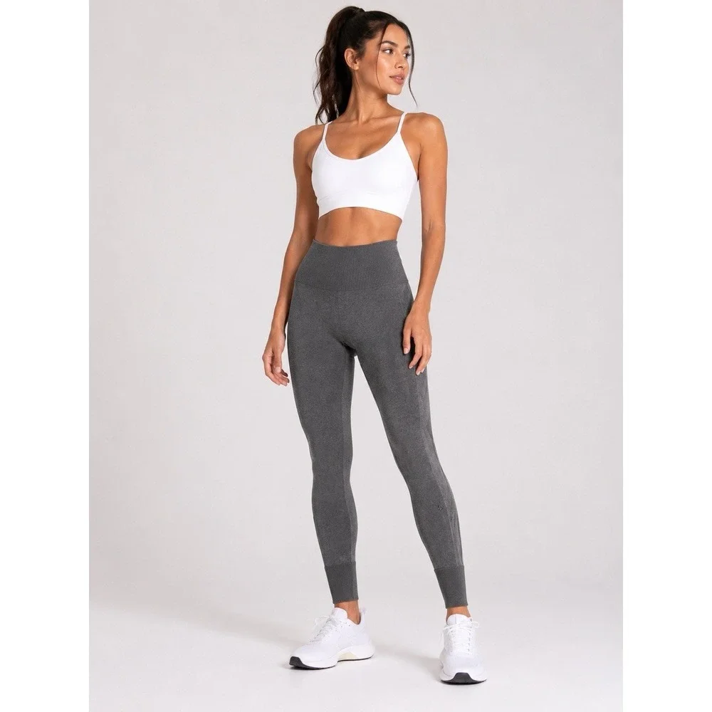 Lululemon Ebb to Street Leggings Women's Size 4 Black Seamless High Rise 27